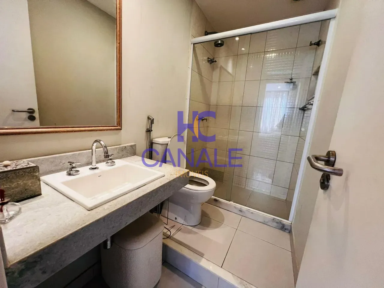 Furnished apartment with 4 bedrooms and building elevator — photo 5