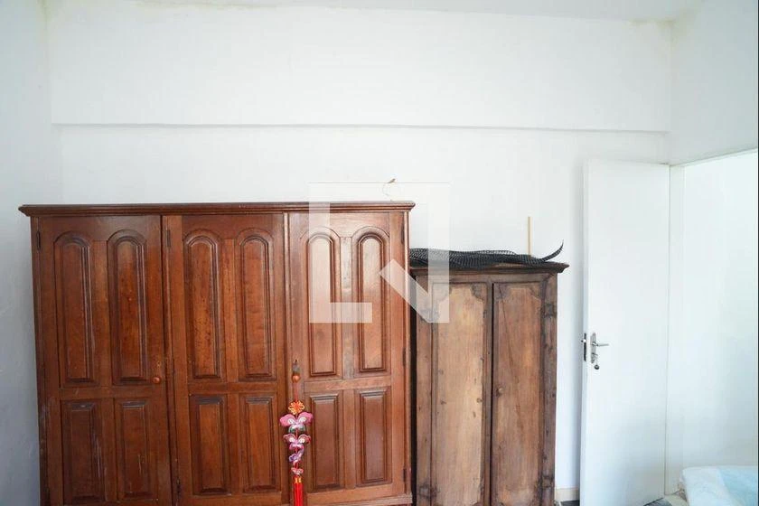 Unfurnished 6-bedroom apartment with 340 m² — photo 36