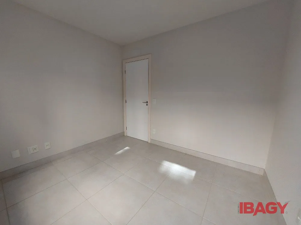 Apartment, 62 m², with a home office — photo 6
