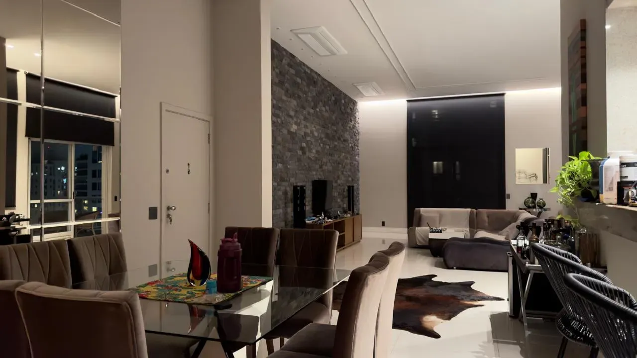Apartment on the 12th floor with a mountain view — photo 20