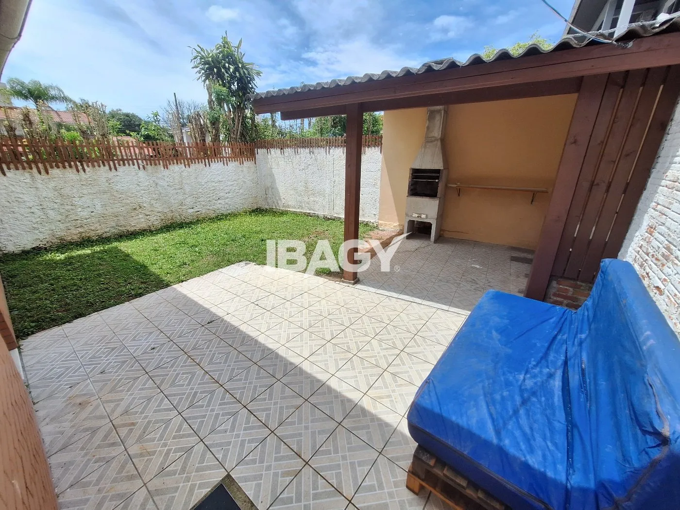 3-bedroom house with a grill on the balcony in Florianópolis — photo 6