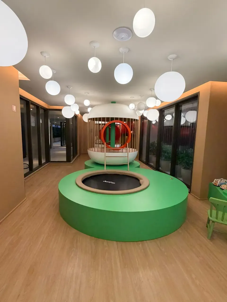 Apartamento com 4 quartos e 3 banheiros e varanda — photo 13