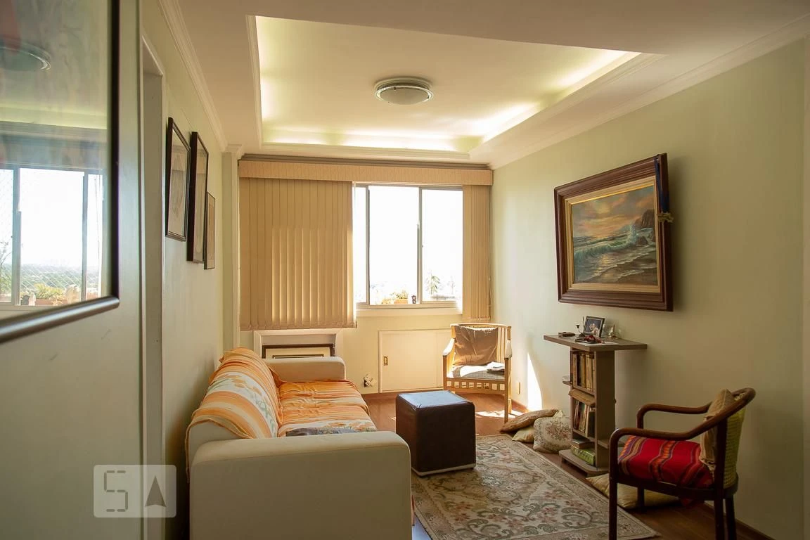 Departamento, 67 m², con ventanales de piso a techo