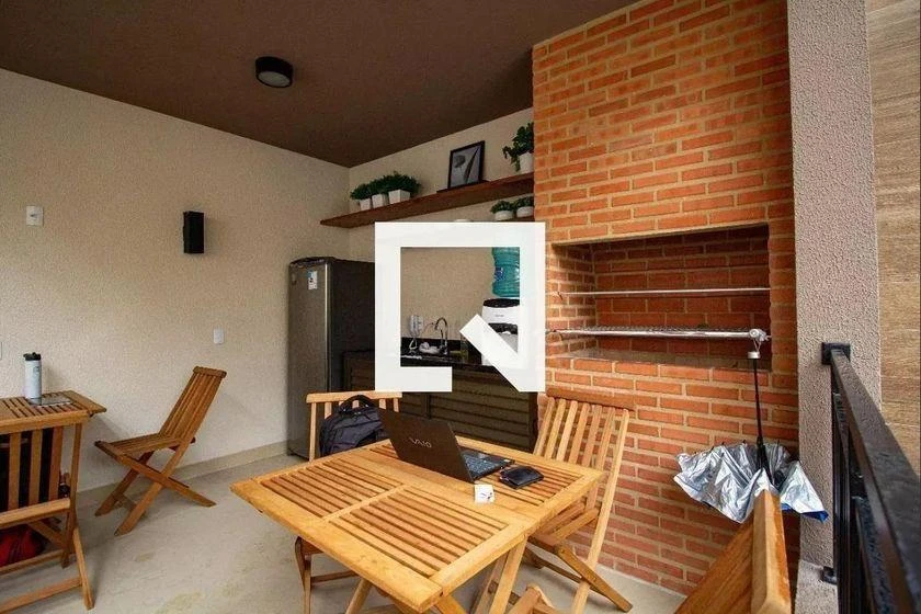 One-bedroom apartment with a washing machine — photo 27