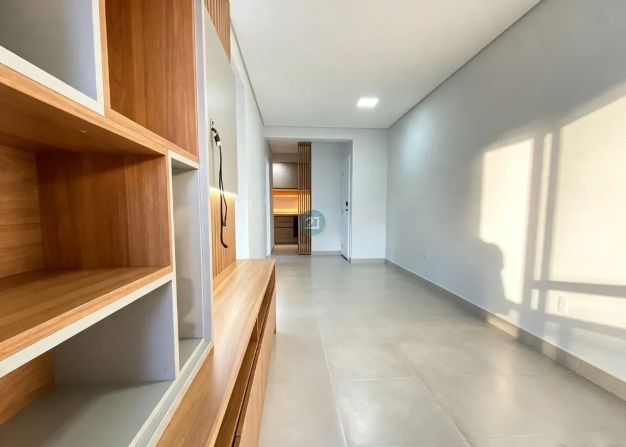 3-bedroom apartment with 1 en-suite and 2 parking spaces — photo 2