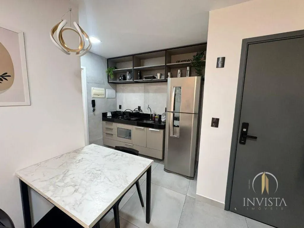 Apartamento mobiliado com 1 dormitório e varanda interna — photo 2
