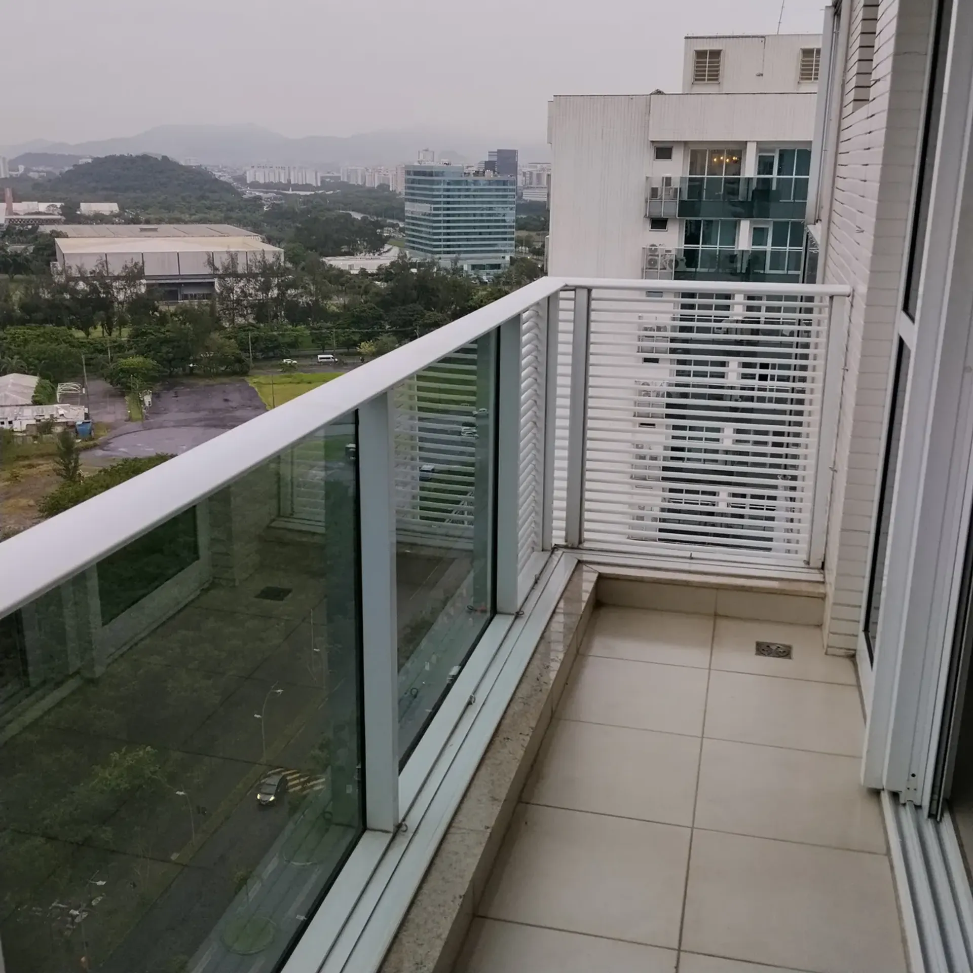 2-bedroom apartment with a water view