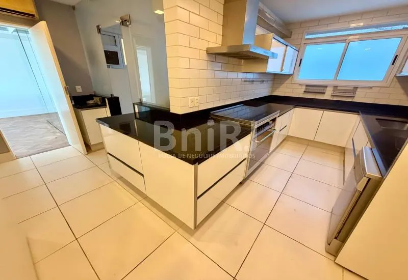 Apartment with 5 bedrooms and open gas kitchen — photo 44