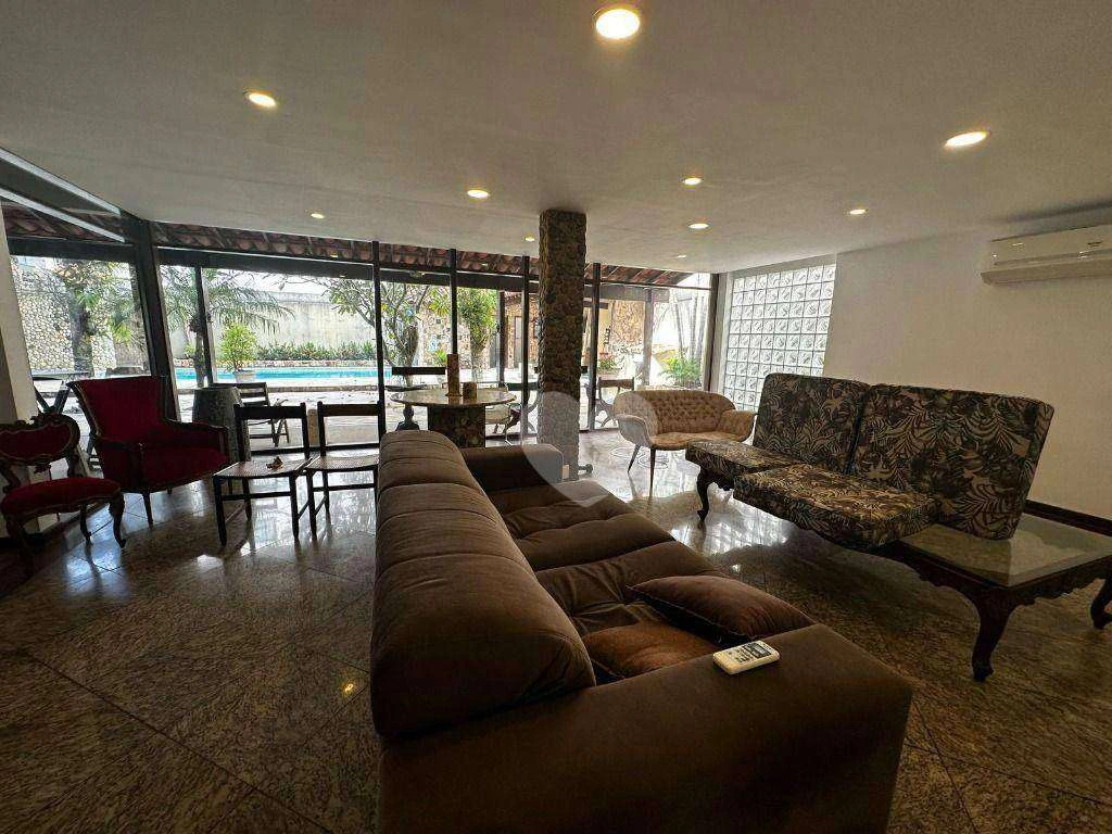 House with 3 bedrooms and 600 m², 4 parking spots — photo 12