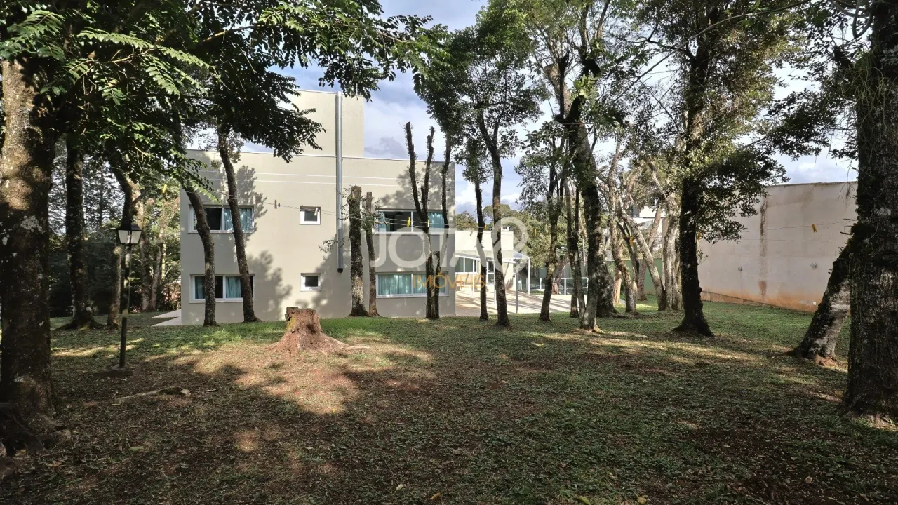 House with 5 bedrooms and a balcony in 370 m² — photo 4