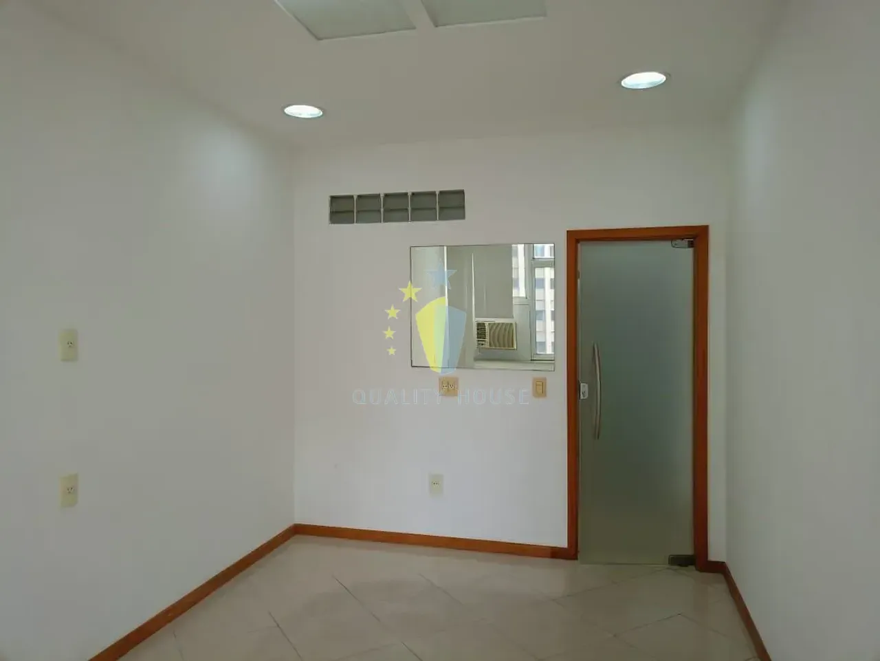 Apartamento para locação com 2 quartos e 2 banheiros — photo 2