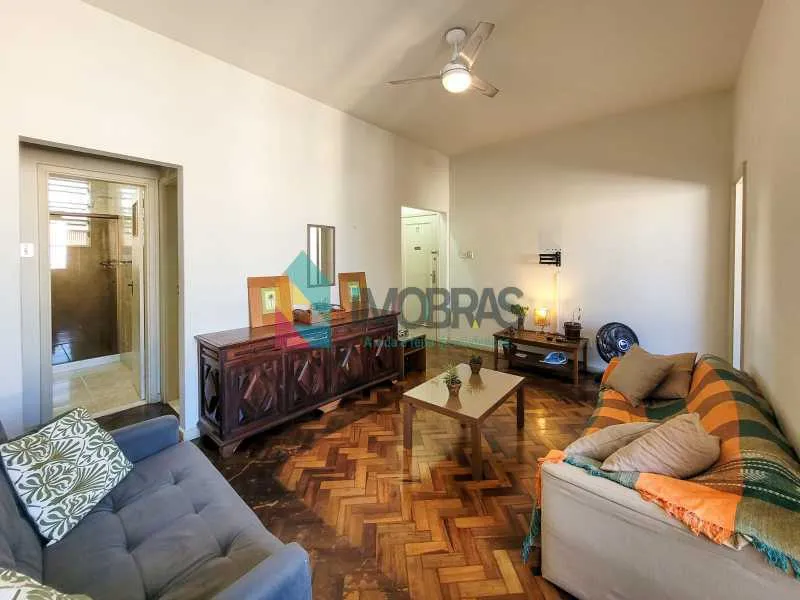 Furnished 1-bedroom apartment with city view — photo 6