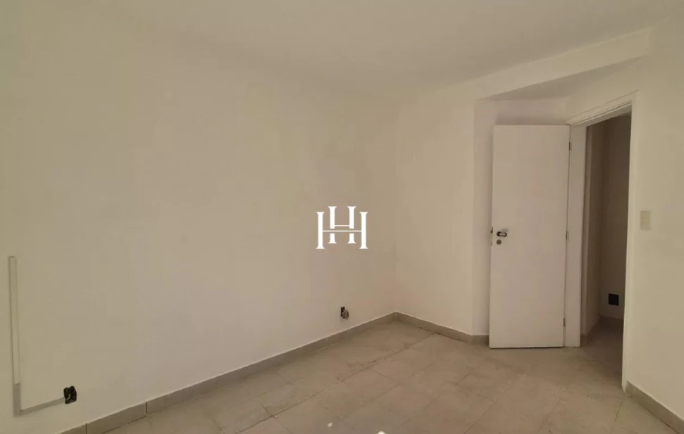 180 m² apartment with 2 bedrooms and integrated open kitchen — photo 18