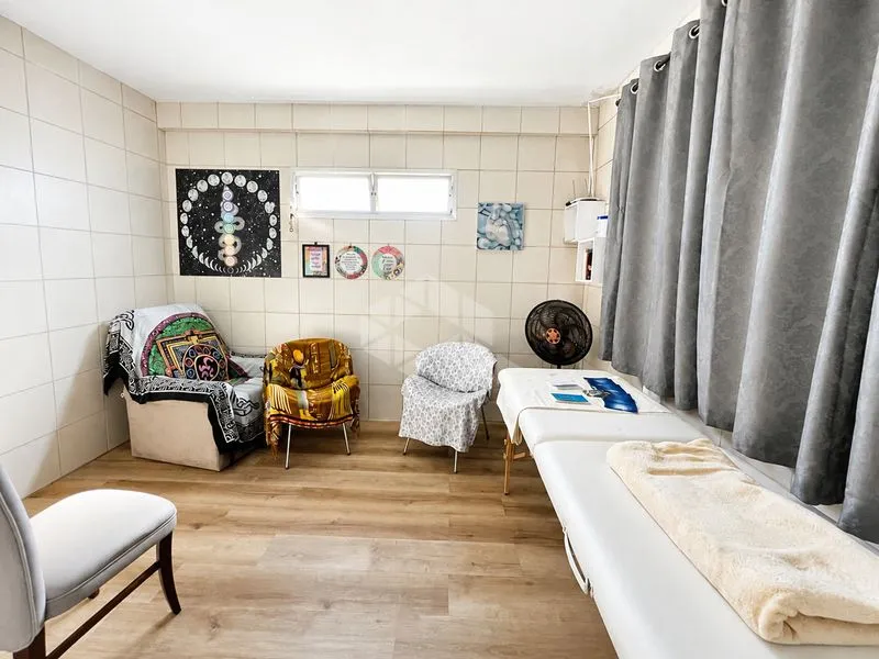 Furnished house, 350 m², with a water view — photo 3
