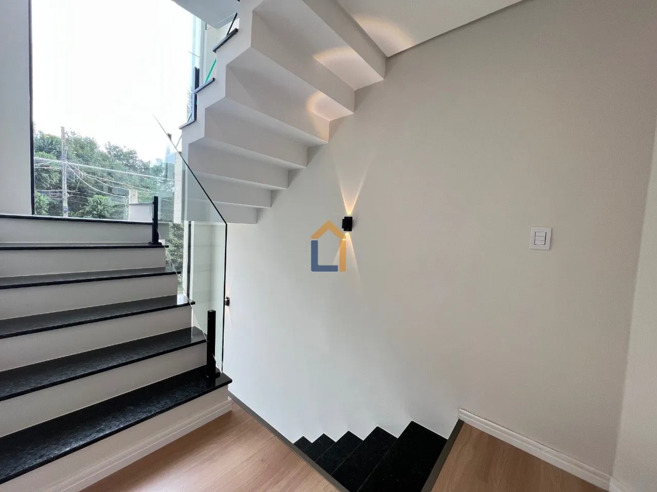 3-bedroom house, 1 with its own bathroom, 153 m², Curitiba — photo 23