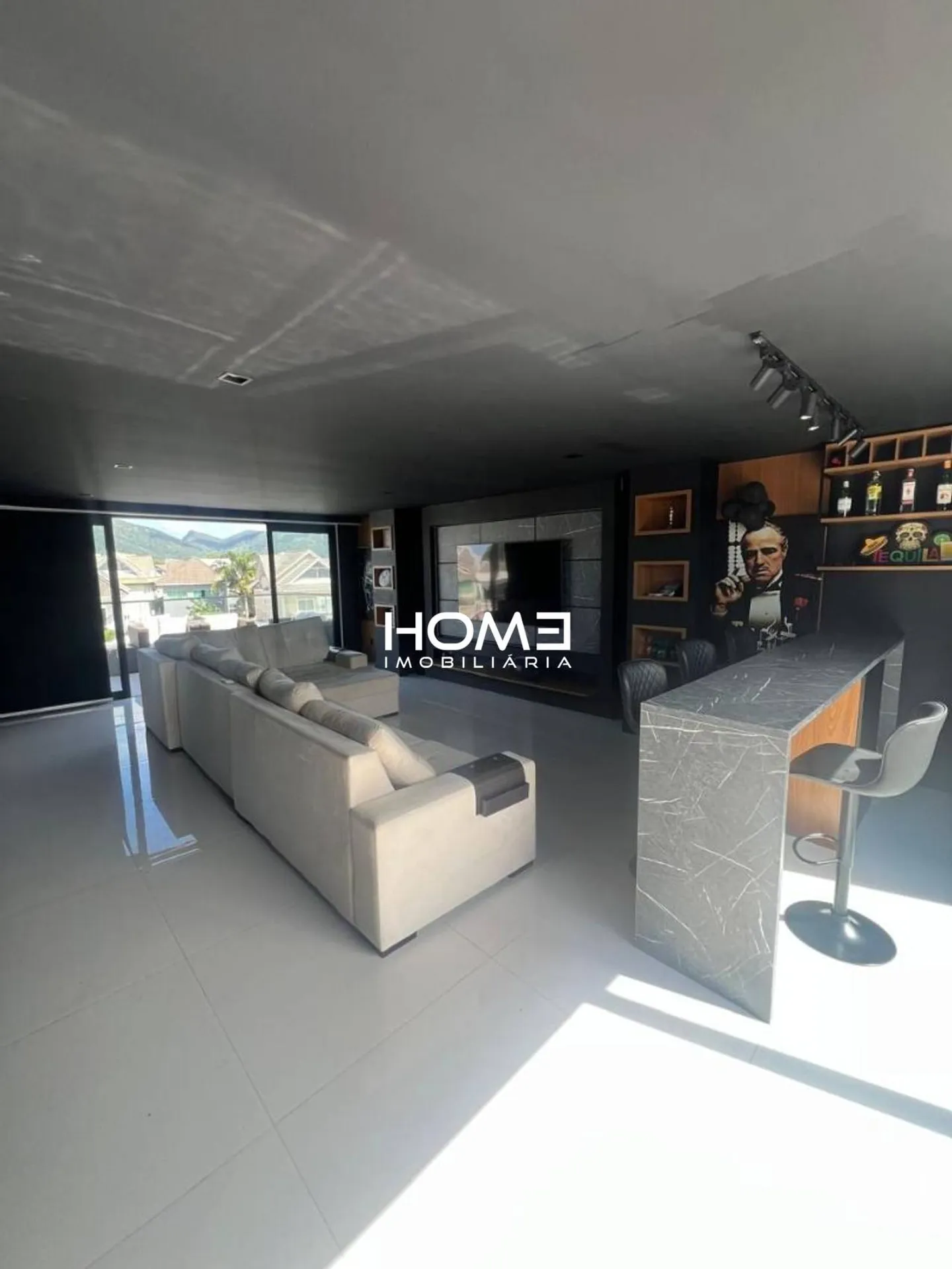 House with 4 bedrooms and 5 bathrooms mountain view — photo 5