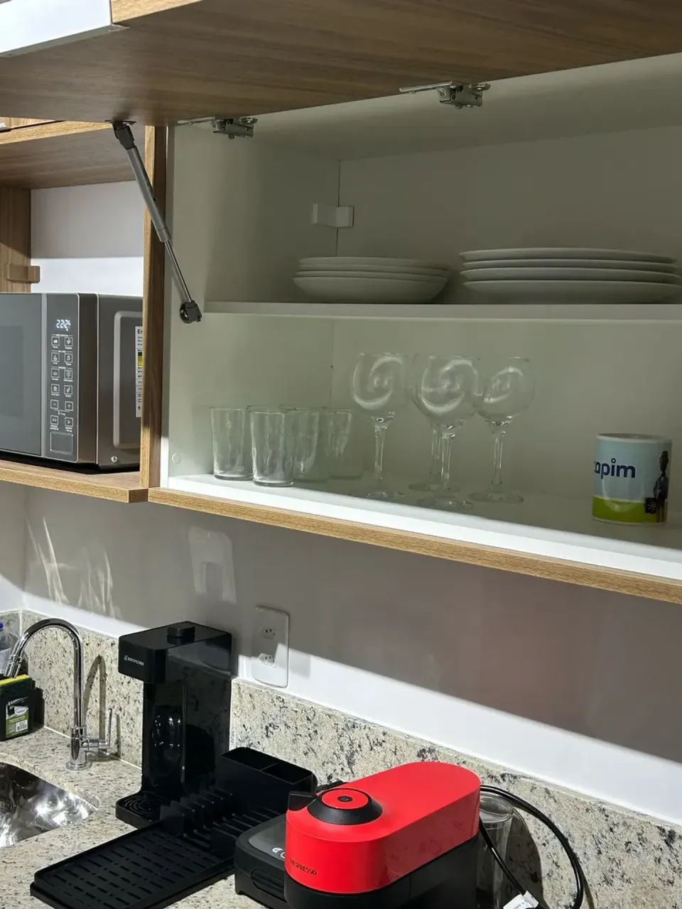 Apartamento mobiliado de 33 m² com 1 quarto e 1 banheiro — photo 2