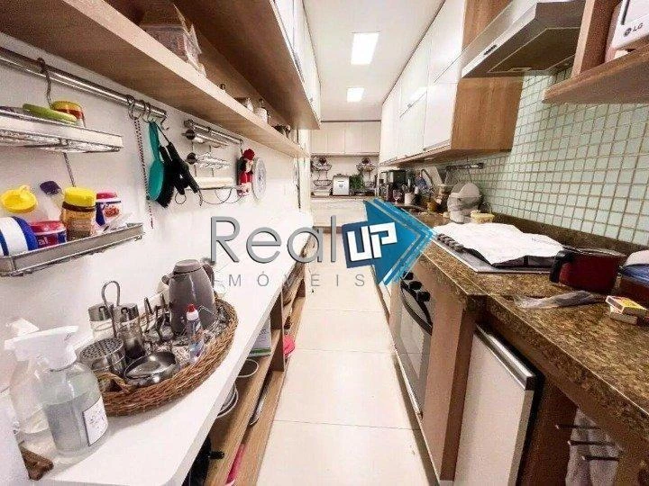Furnished penthouse with 162 m² and 4 bedrooms — photo 21