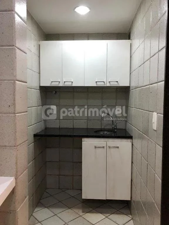 242 m² apartment with 1 bedroom and air conditioning — photo 2