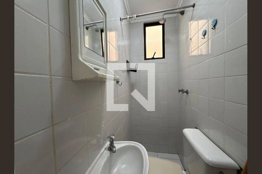 Квартира з вбудованими шафами, 2 кімнати і 130 м² — photo 22