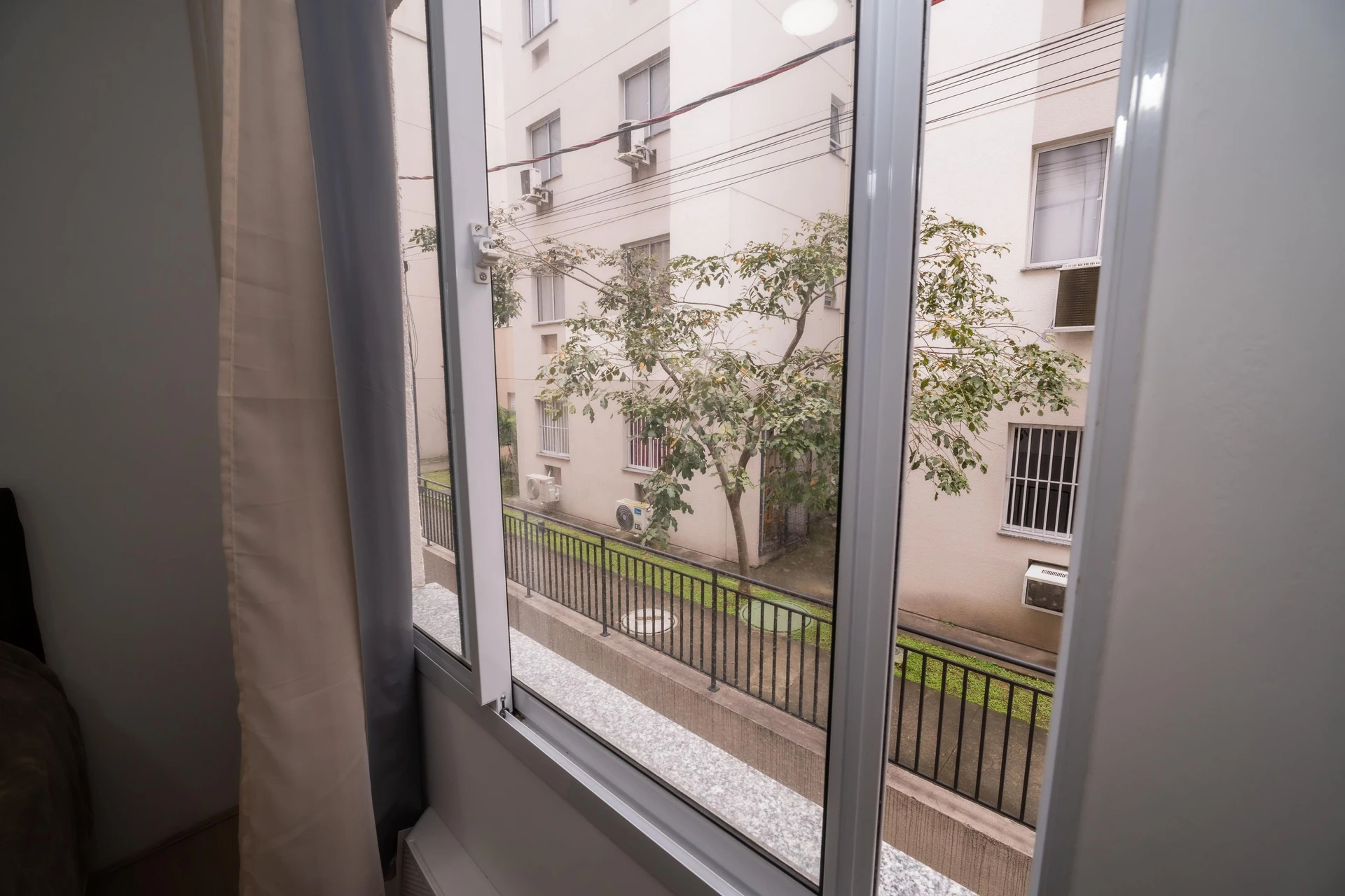 Пральна машина та 2 спальні: квартира 40 м² — photo 7