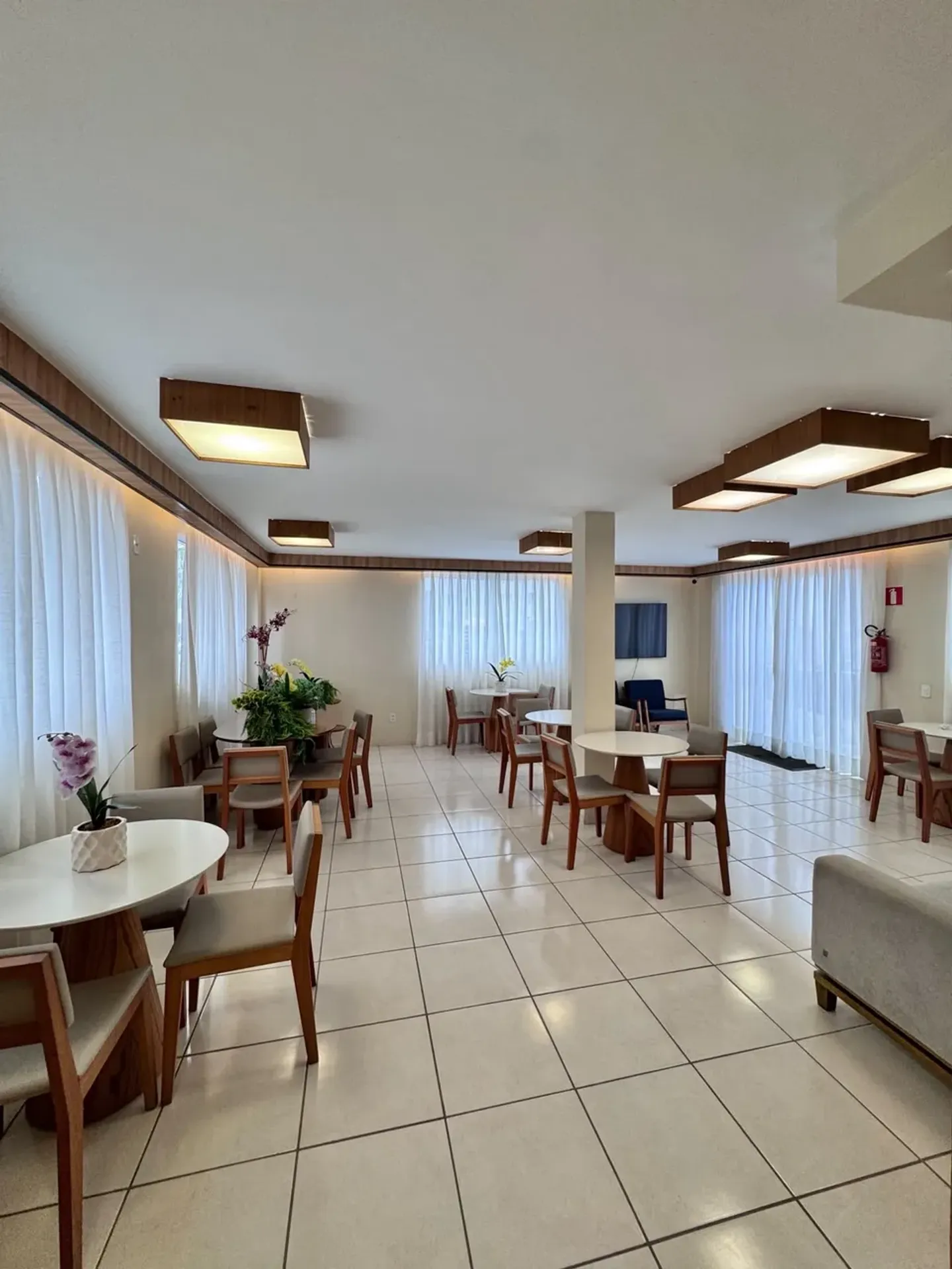 Apartamento para alugar com 2 quartos e 2 banheiros — photo 21