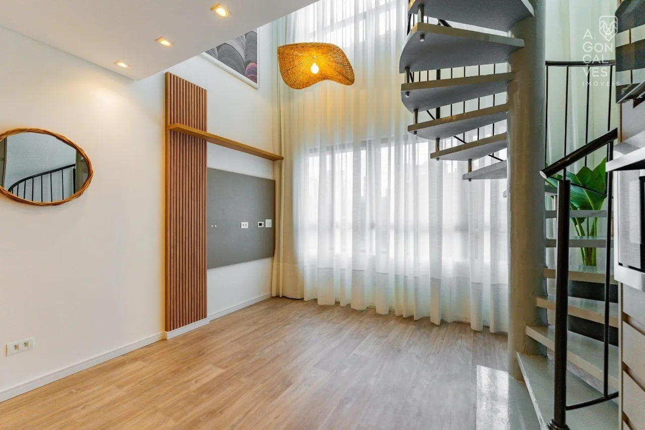 Furnished apartment, 51 m², with floor-to-ceiling windows — photo 9