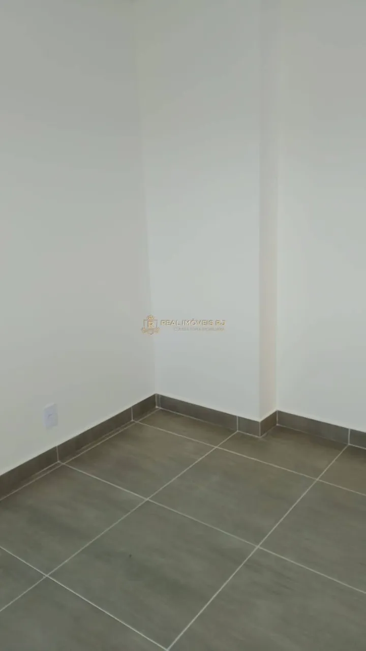 Unfurnished apartment with 2 bedrooms and 2 bathrooms — photo 13