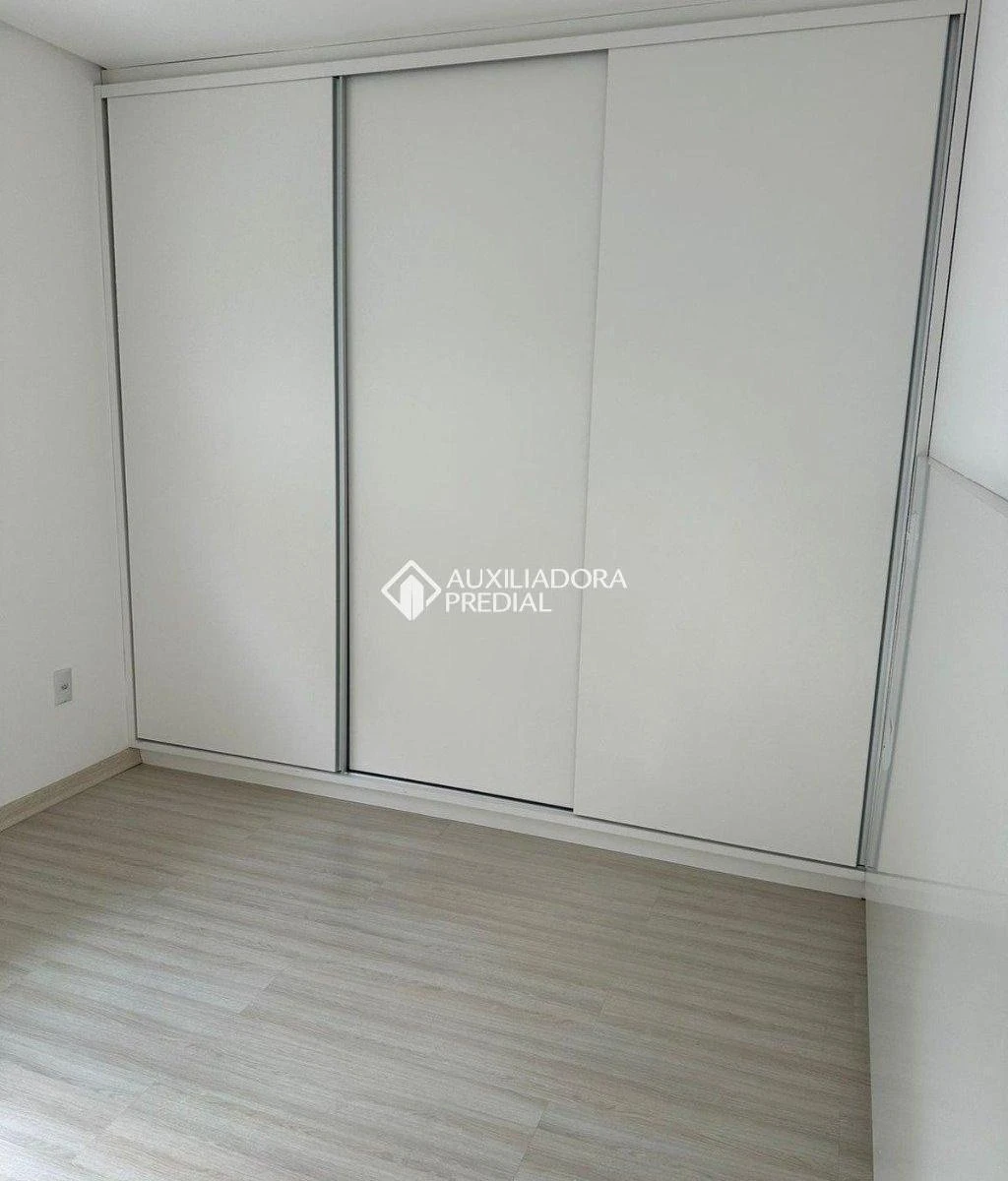 Apartment, 98 m², with a grill on the balcony — photo 7