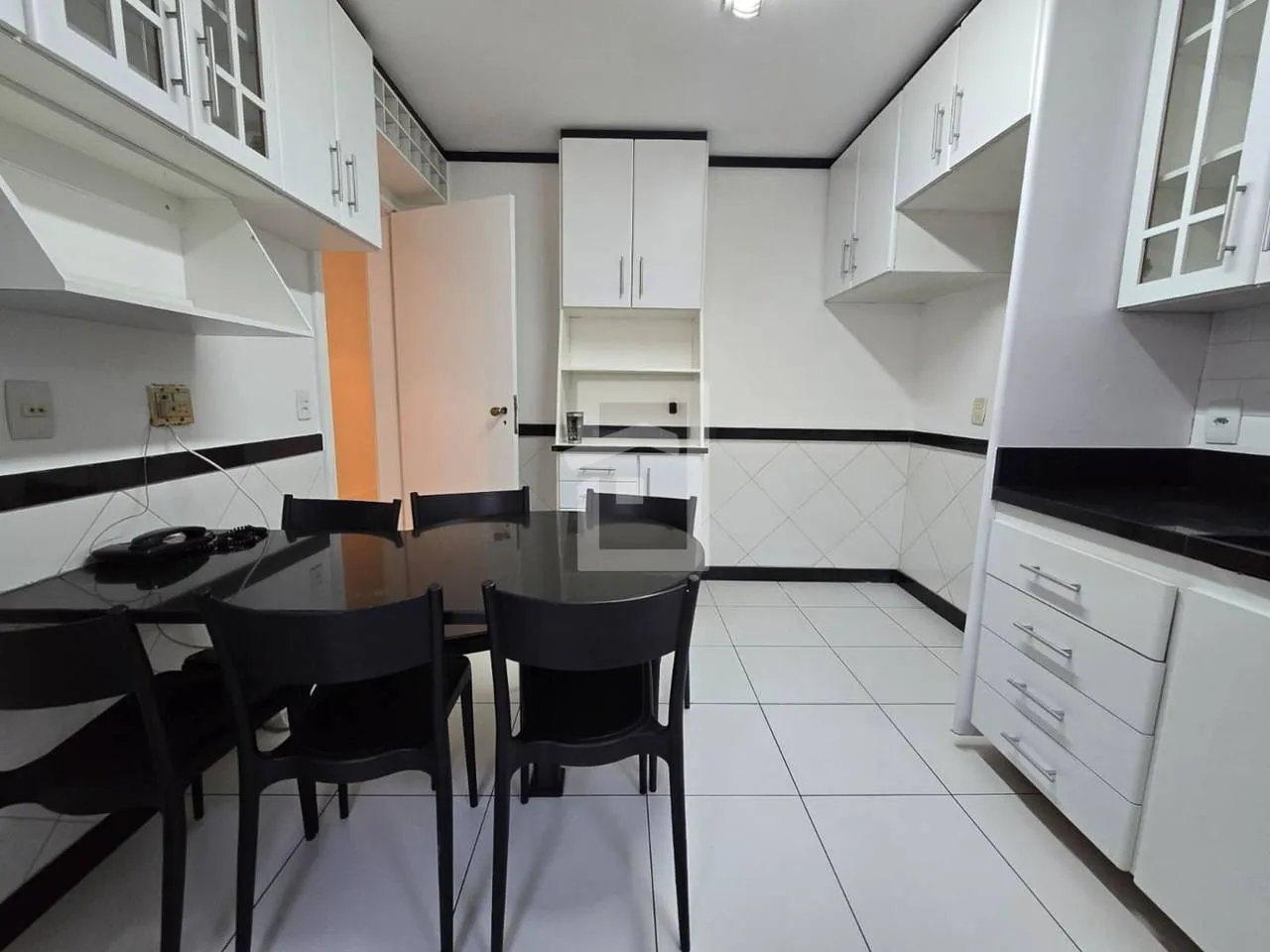 Triplex house with 4 bedrooms and 2 en-suites — photo 11