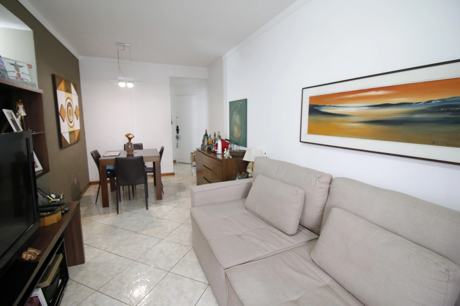 Furnished 3-bedroom apartment with balcony and pool — photo 7