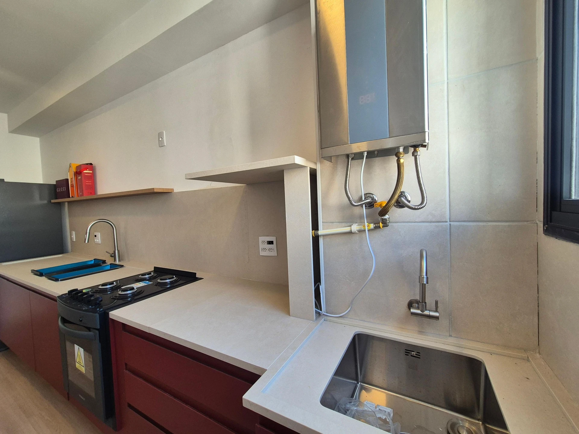 Apartamento mobiliado de 2 quartos em condomínio com piscina — photo 17