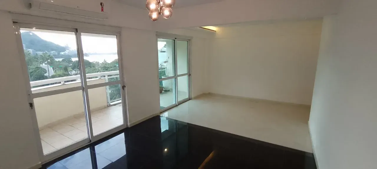 173 m² apartment with 1 bedroom and 3 bathrooms — photo 16