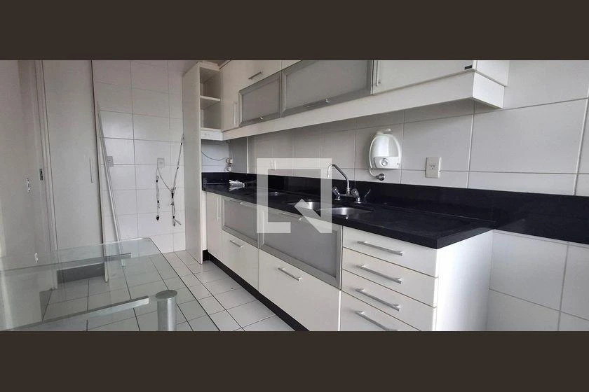 3-bedroom apartment in a building with a pool — photo 26