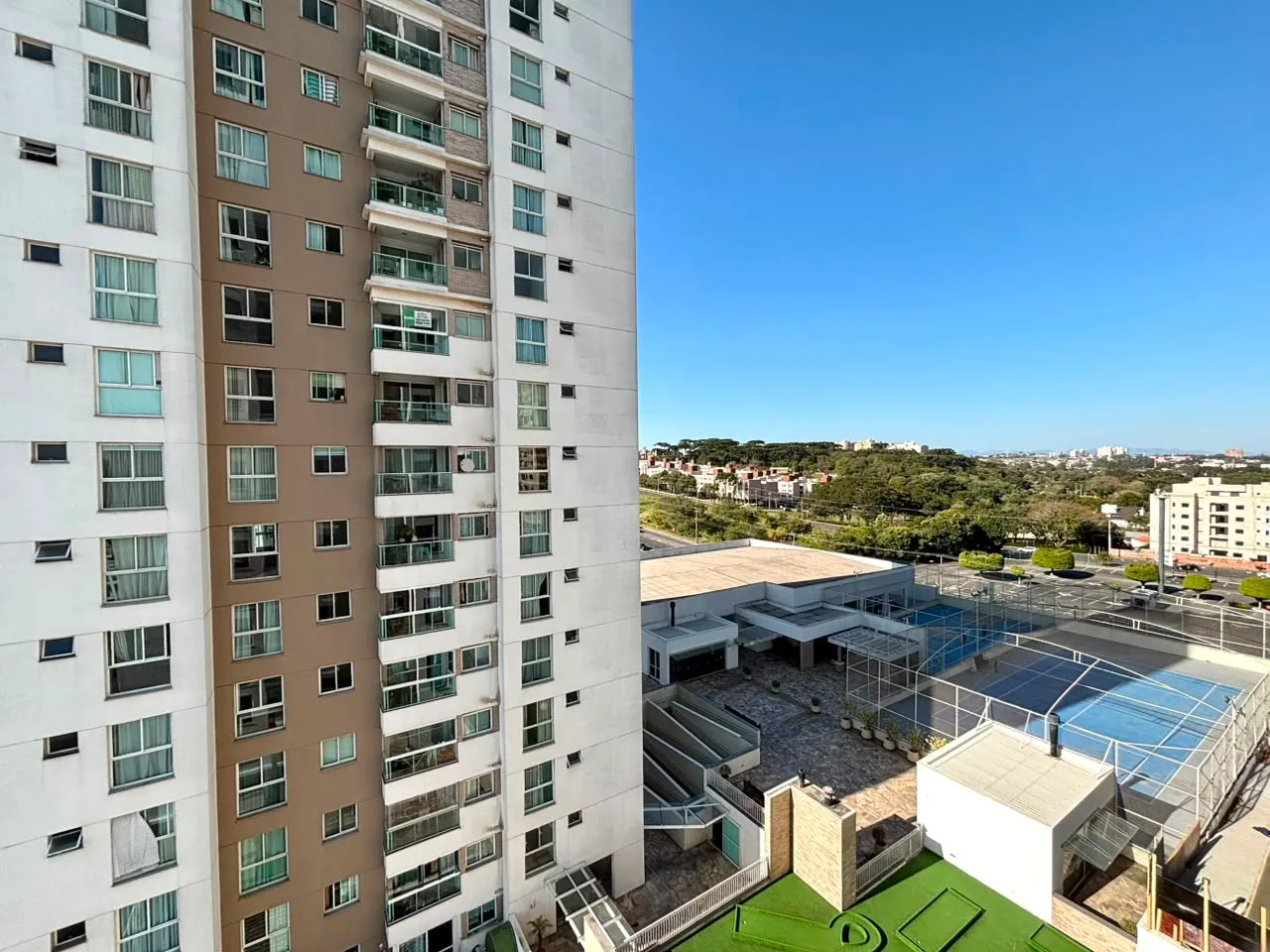 75 m² apartment with 2 bedrooms and a balcony — photo 13
