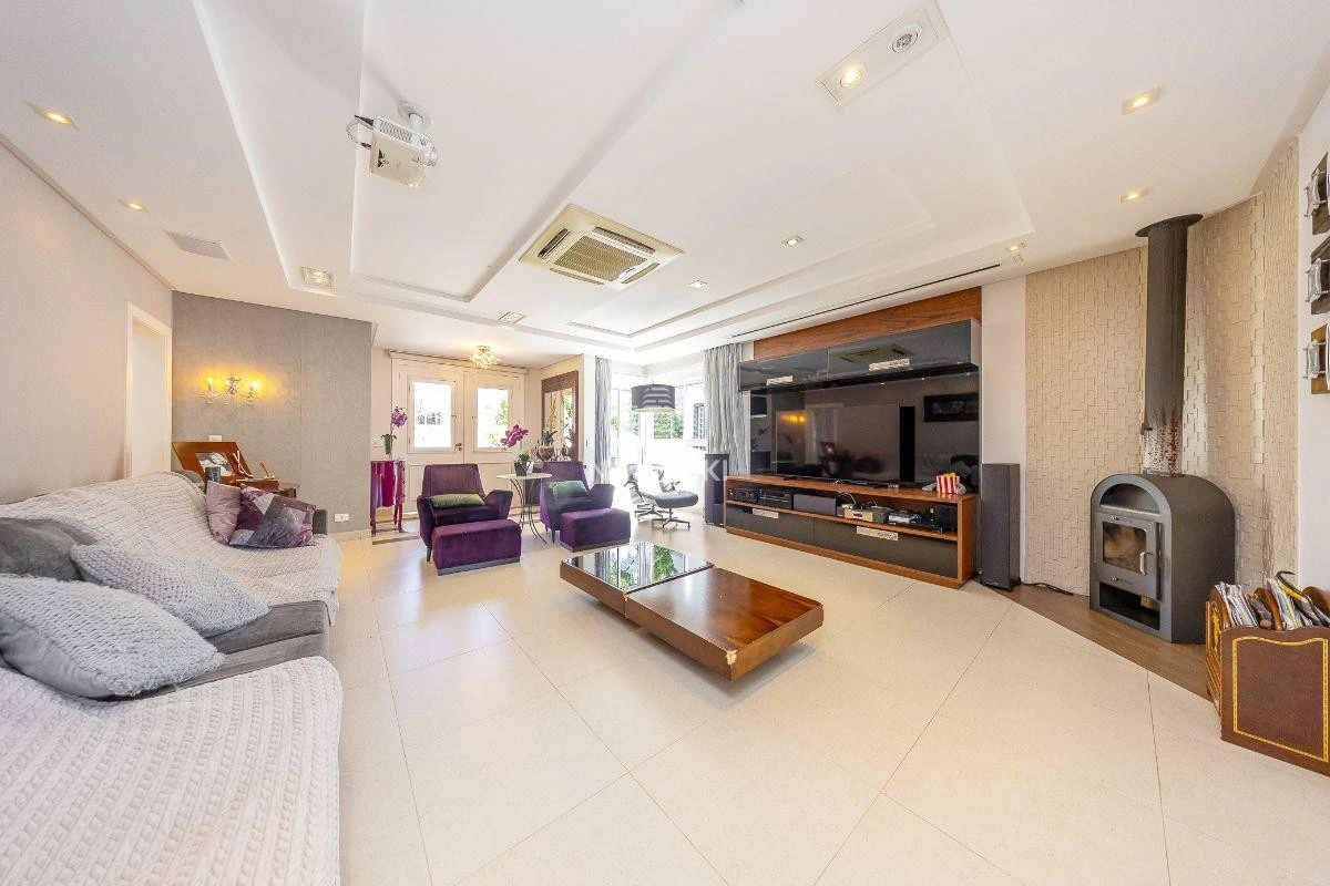 Будинок у кондомініумі з 3 спальнями-сюїтами 631 м² — photo 5