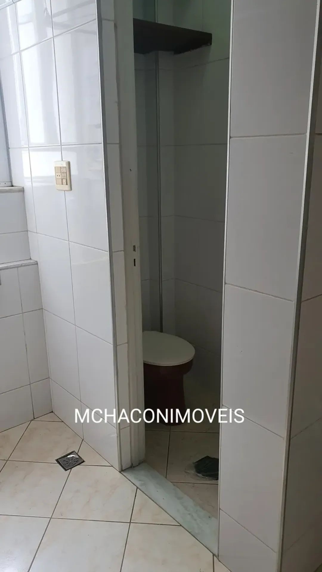Apartment on the 4th floor with wood or laminate floors — photo 16