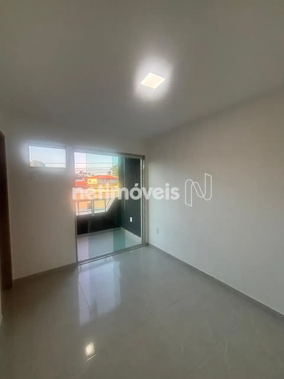1-bedroom apartment with open-plan kitchen — photo 2