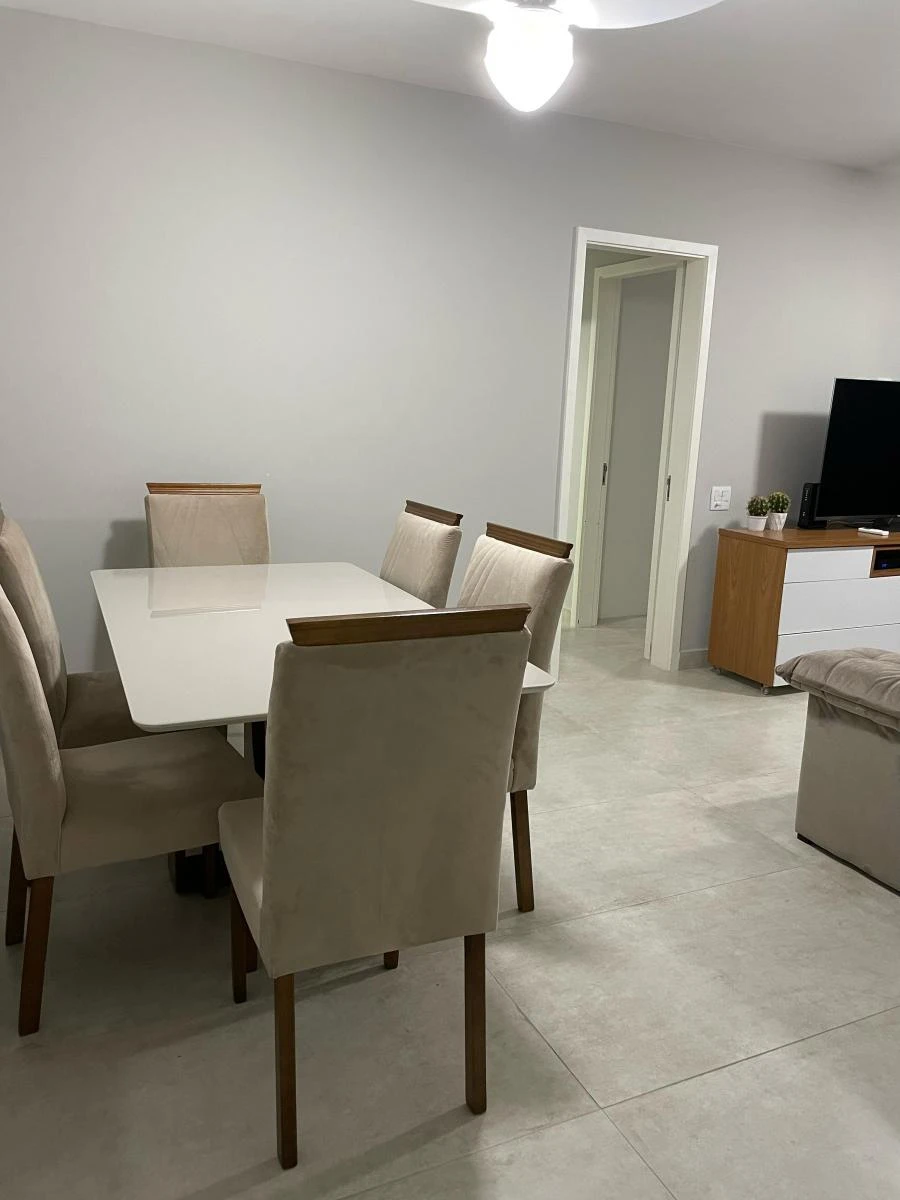 Furnished 70 m² apartment with enclosed glass balcony — photo 17