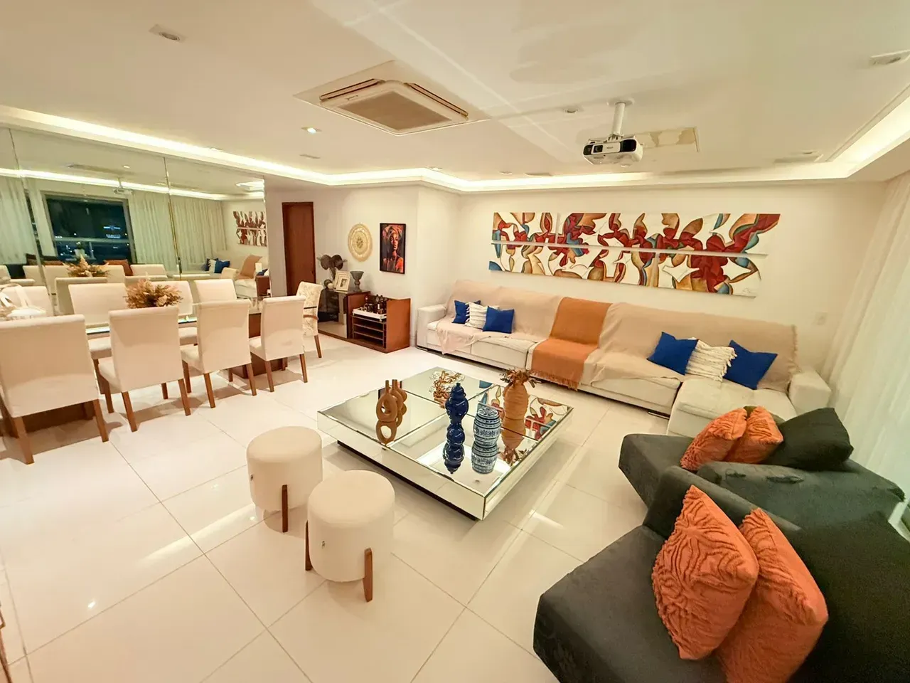 Apartamento mobiliado com 4 quartos e 5 banheiros, 233 m² — photo 11