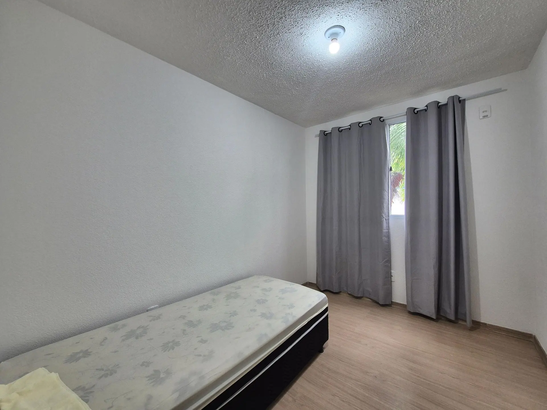 2-bedroom apartment in a building with a gym — photo 13