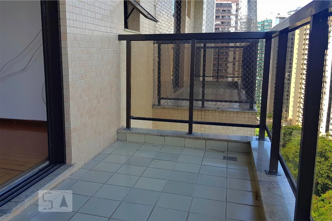 Apartment, 99 m², with a jacuzzi — photo 20