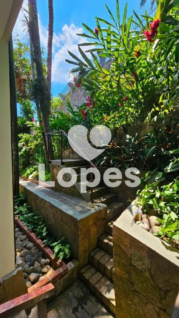 Furnished 960 m² house with 5 en-suite bedrooms — photo 19