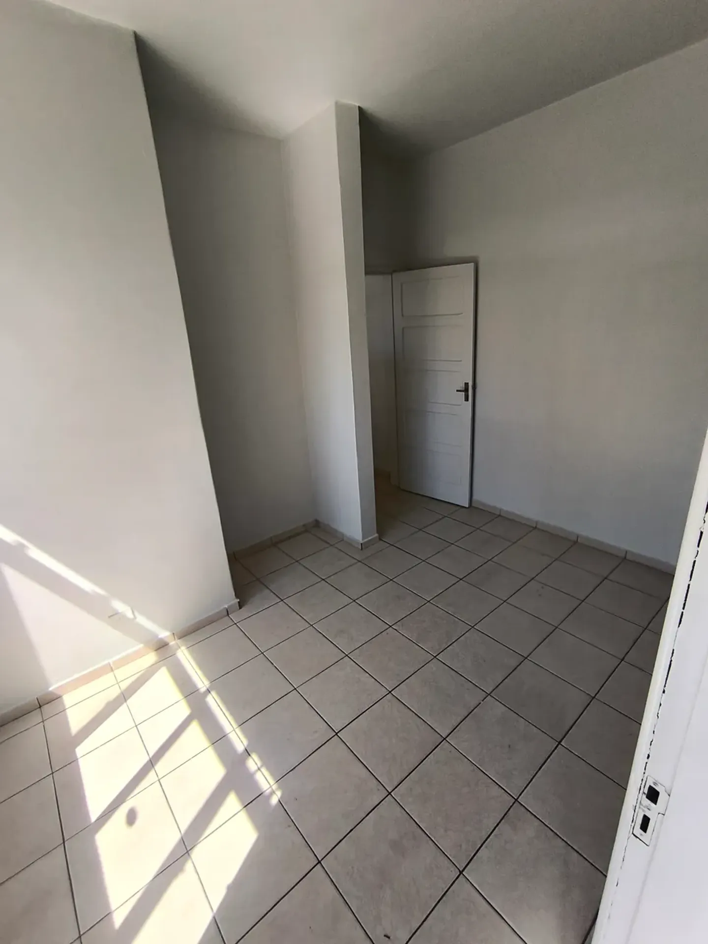 One-bedroom, 30 m² apartment in Curitiba — photo 8