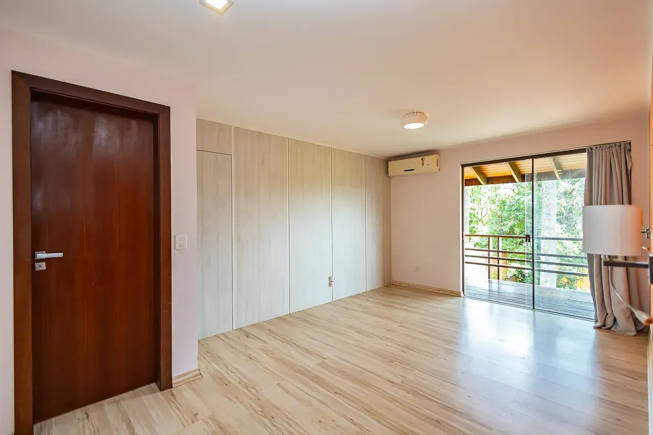 Detached house with 5 bedrooms and 4 bathrooms — photo 3