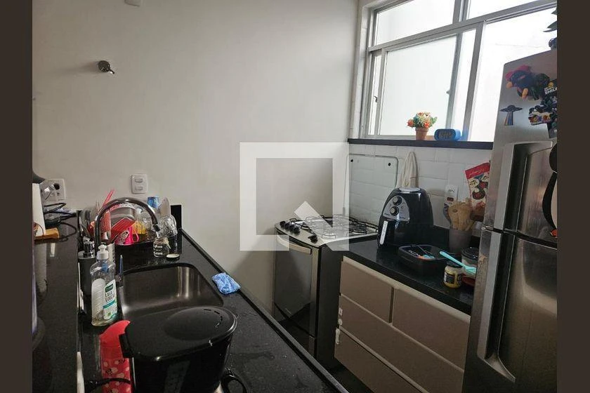 Walk-in closet in a 2-bedroom apartment, 70 m² — photo 24