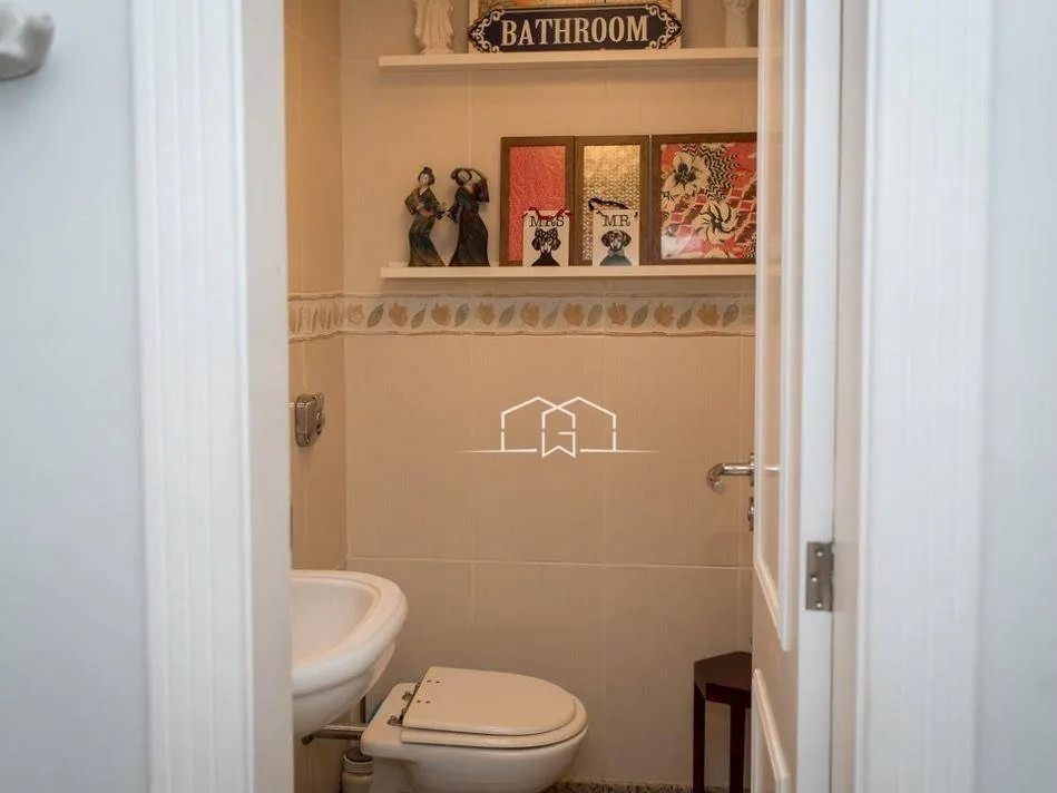 Furnished house with 4 bedrooms and 5 bathrooms — photo 2