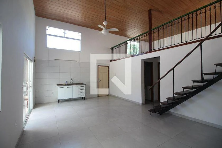 Rental house with 4 bedrooms and 340 m² — photo 22