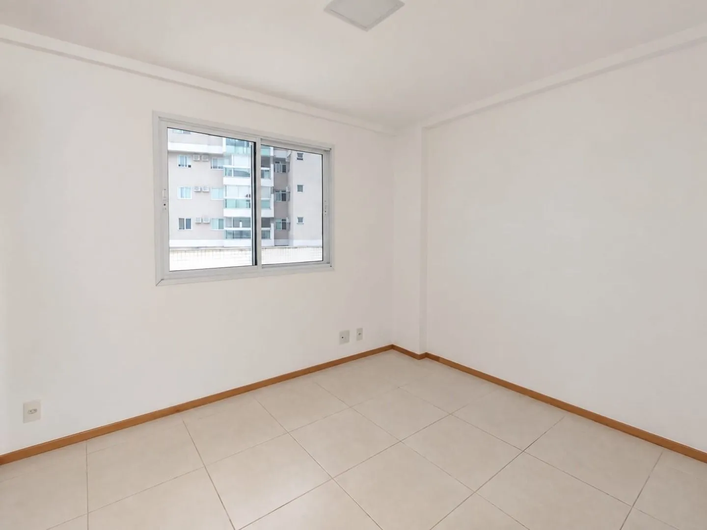 2-bedroom apartment in a building with a sauna — photo 16