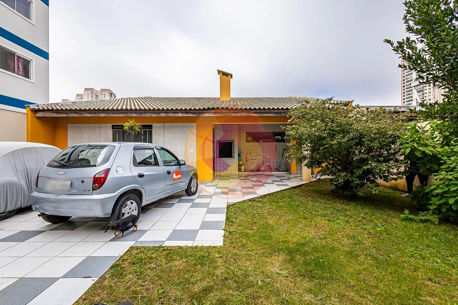 3-bedroom house with a washing machine in Curitiba — photo 22